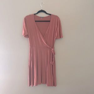 Flowy pink dress